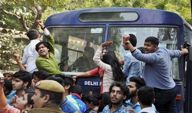 DU agitation- India TV Hindi