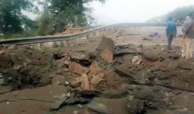 maoist-attack- India TV Hindi