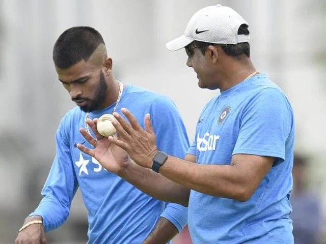 pandya, kumble- India TV Hindi