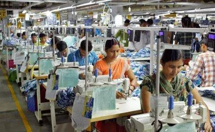 भारतीय कपड़ा उद्योग का कारोबार पांच साल में दोगुना होने का अनुमान, पहुंचेगा 223 अरब डॉलर पर- India TV Paisa