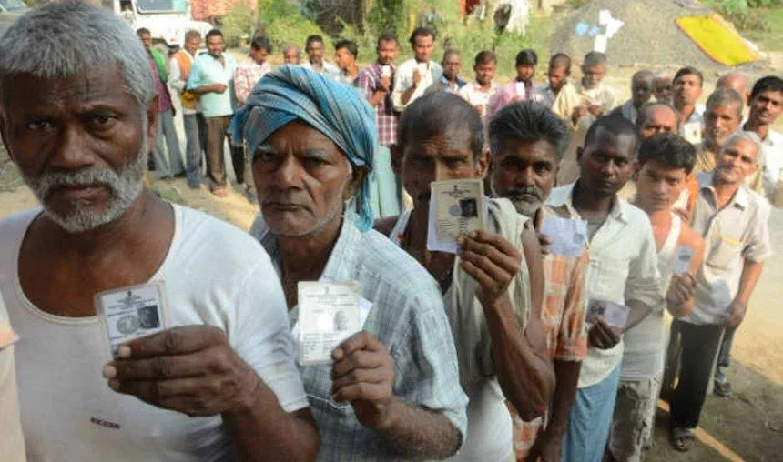 उत्तर प्रदेश चुनाव में पार्टियों ने हर वोट पर खर्च किए 750 रुपए, सर्वे में हुए कई बड़े खुलासे- India TV Paisa