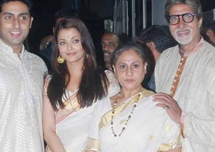 amitabh bachchan family- India TV Hindi