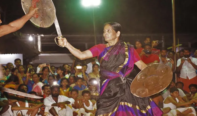meenakshi amma- India TV Hindi