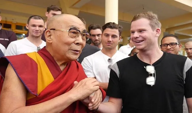 Smith,-Dalai-Lama- India TV Hindi