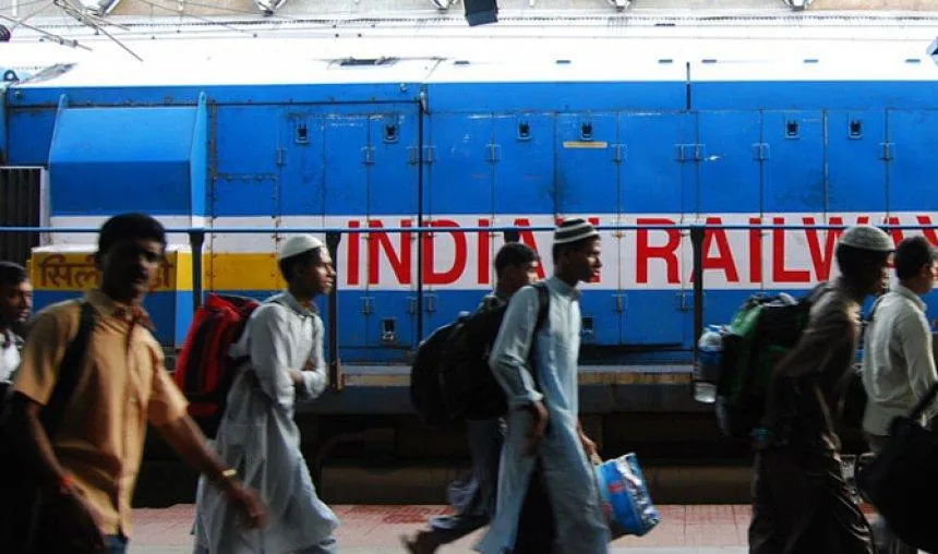 श्रीलंका से इंडियन रेलवे को मिला अब तक का सबसे बड़ा ऑर्डर- India TV Paisa