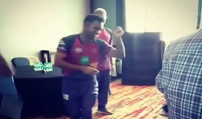 Dhoni- India TV Hindi