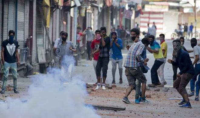 kashmir violence- India TV Hindi