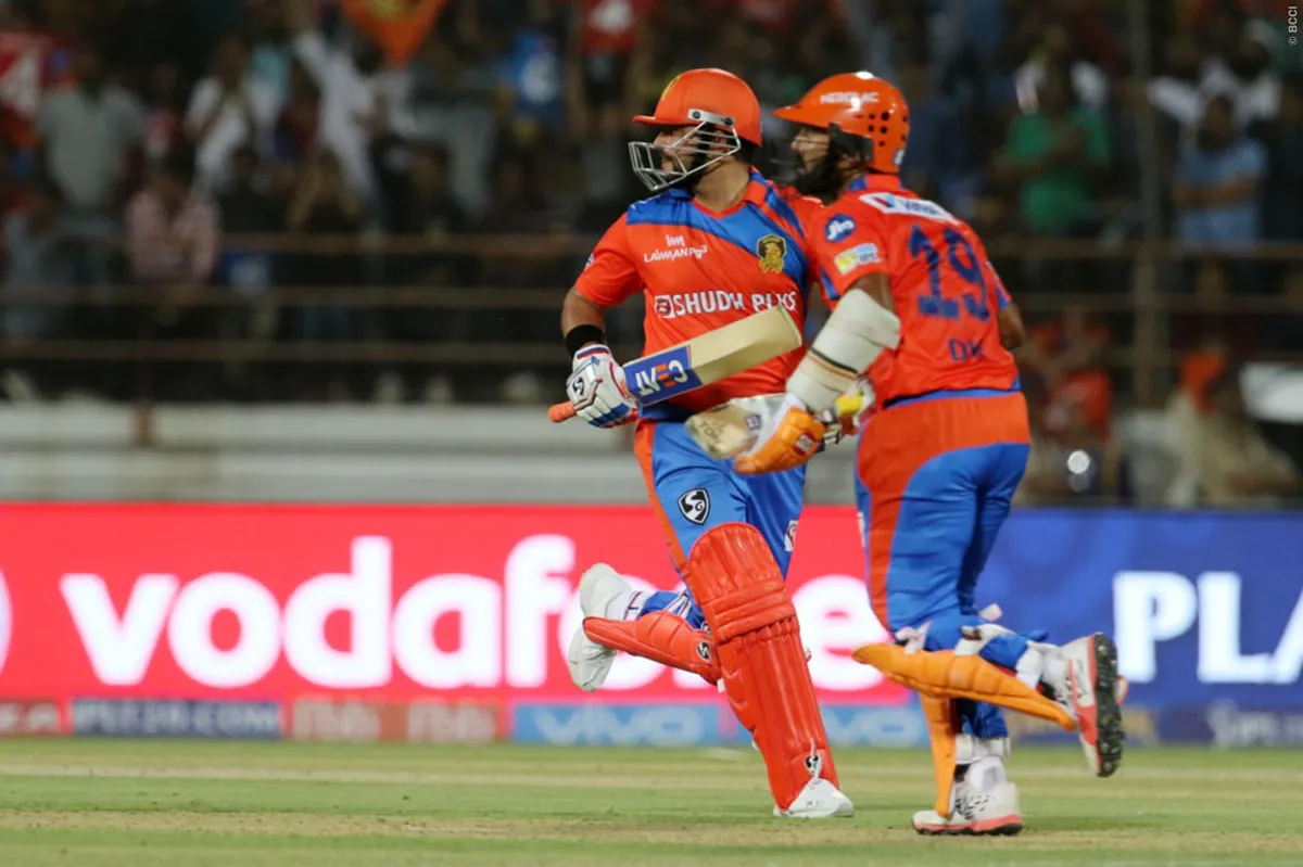 Raina, Kartik- India TV Hindi
