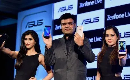 लॉन्‍च हुआ Asus ZenFone Live, लाइव स्‍ट्रीमिंग के दौरान वीडियो ब्‍यूटिफिकेशन है इसकी खासियत- India TV Paisa