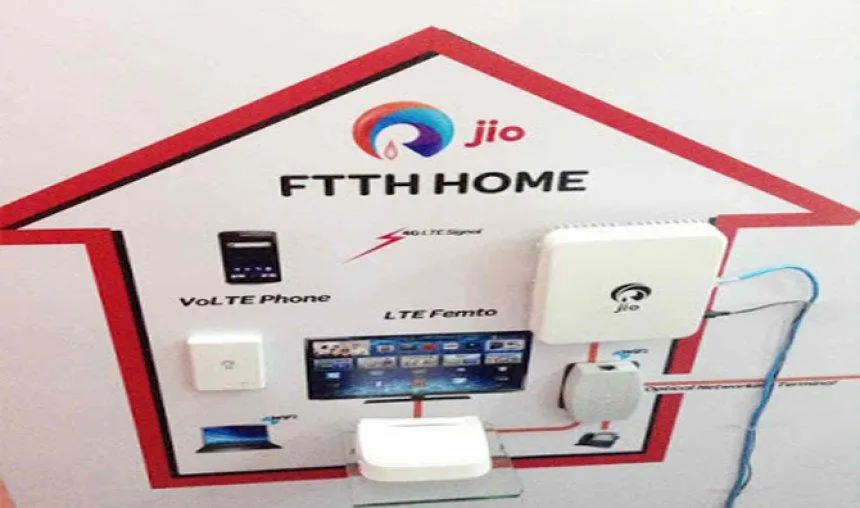 Reliance Jio ने फि‍र की टेलीकॉम इंडस्‍ट्री को हिलाने की तैयारी, इन शहरों में शुरू हुआ JioFiber का ‘Preview Offer’- India TV Paisa