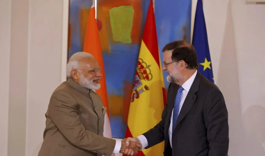 मोदी ने दिया स्‍पेन की कंपनियों को भारत में निवेश का न्‍योता, सात समझौतों पर किए हस्‍ताक्षर- India TV Paisa