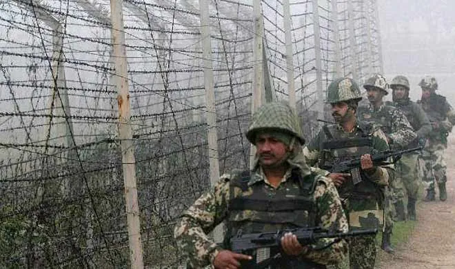 pakistan fired rocket shot at BSF post 3 jawans wounded- India TV Hindi