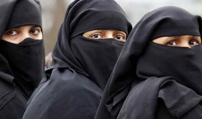 HC to hear only triple talaq due to shortage of time- India TV Hindi
