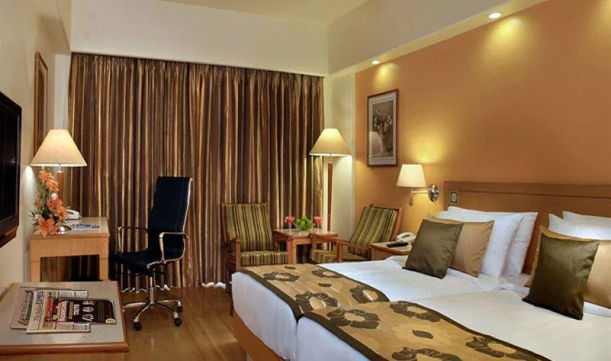 5 स्‍टार लग्‍जरी होटल में एक रात का किराया मात्र 2,999 रुपए, FTLL ने शुरू की नई सर्विस- India TV Paisa