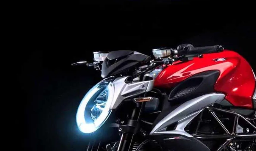 MV अगस्‍ता ने भारतीय बाजार में उतारी 2017 ब्रुटेल 800 बाइक, कीमत 15.59 लाख- India TV Paisa