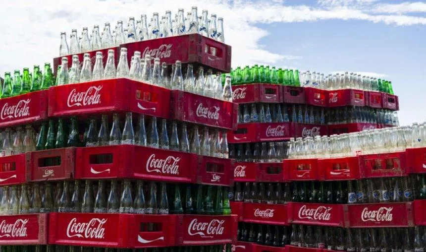 Coca-Cola लॉन्‍च करेगी कोल्‍ड ड्रिंक्‍स की सस्‍ती रेंज, छोटे बाजारों पर है कंपनी की नजर- India TV Paisa