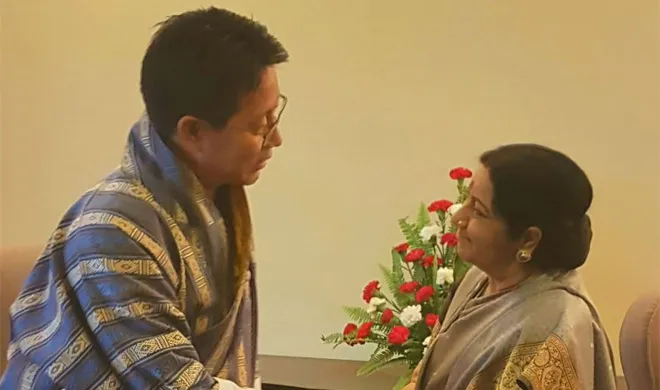Sushma Swaraj and Damcho Dorji- India TV Hindi