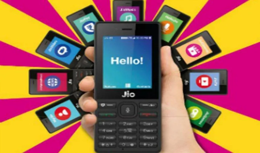 जियो फोन की डिलिवरी डेट की मिली जानकारी, सिर्फ 3 दिन में 60 लाख फोन की हुई है बुकिंग- India TV Paisa
