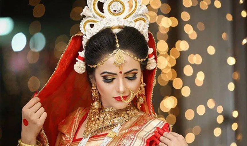 शादियों का सीजन नजदीक आने से बढ़ी गोल्‍ड की चमक, 75 रुपए बढ़कर सोना आज हुआ 30,350 रुपए/10 ग्राम- India TV Paisa