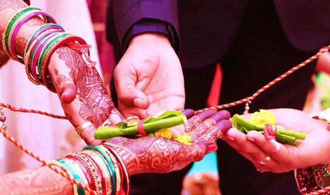 inter religion marriage- India TV Hindi