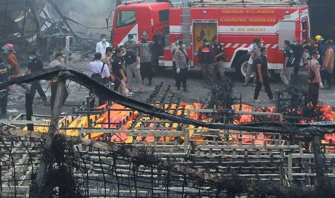 Fire in fireworks factory in Indonesia 23 killed 43 wounded- India TV Hindi