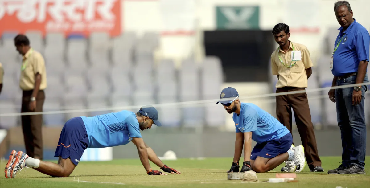 Ajinkya Rahane and Cheteshwar Pujara examine the pitch...- India TV Hindi