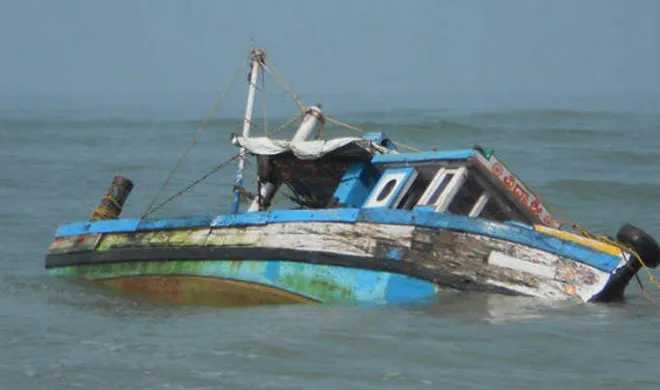 Boat Capsized- India TV Hindi