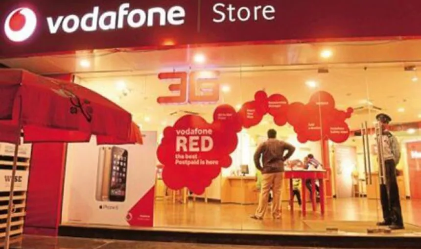 वोडोफोन ने पेश किया  रेड टुगेदर  प्लान,  इसमें होगी 20 प्रतिशत तक की बचत और मिलेगा 20 जीबी तक अतिरिक्त डेटा- India TV Paisa