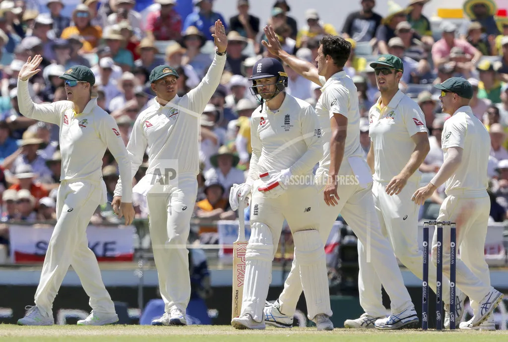 Australian players celebrate taking the wicket of England's...- India TV Hindi