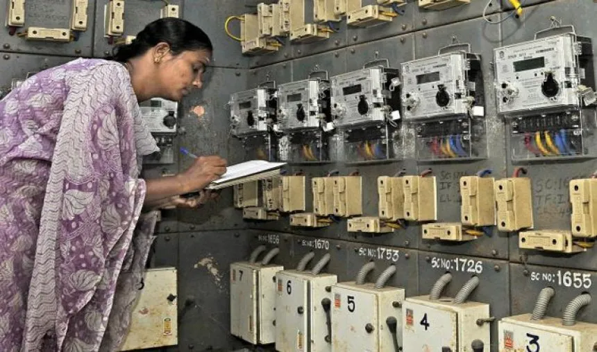 मोबाइल नंबर की तरह बदल सकेंगे बिजली का कनेक्शन, सरकार बिजली कानून में करेगी संशोधन- India TV Paisa