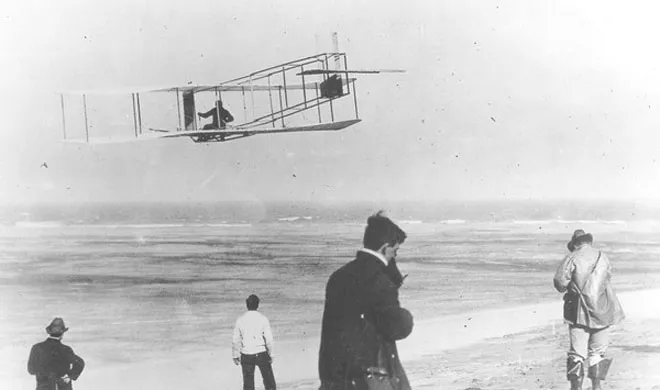 Orville and Wilbur Wright test their airplane on a beach | AP File Photo- India TV Hindi