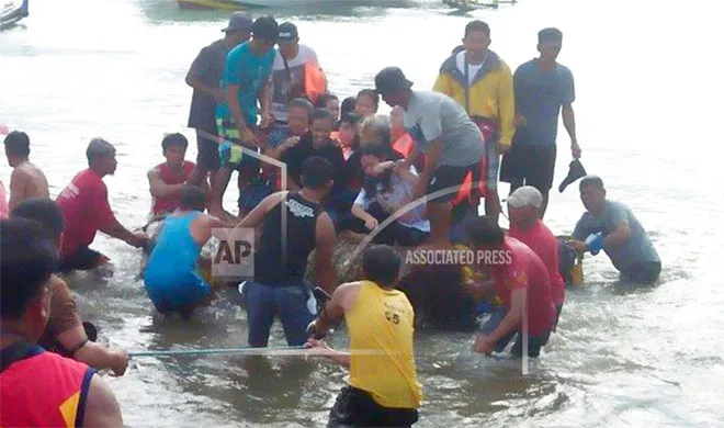 Philippine ferry capsizes | AP Photo- India TV Hindi