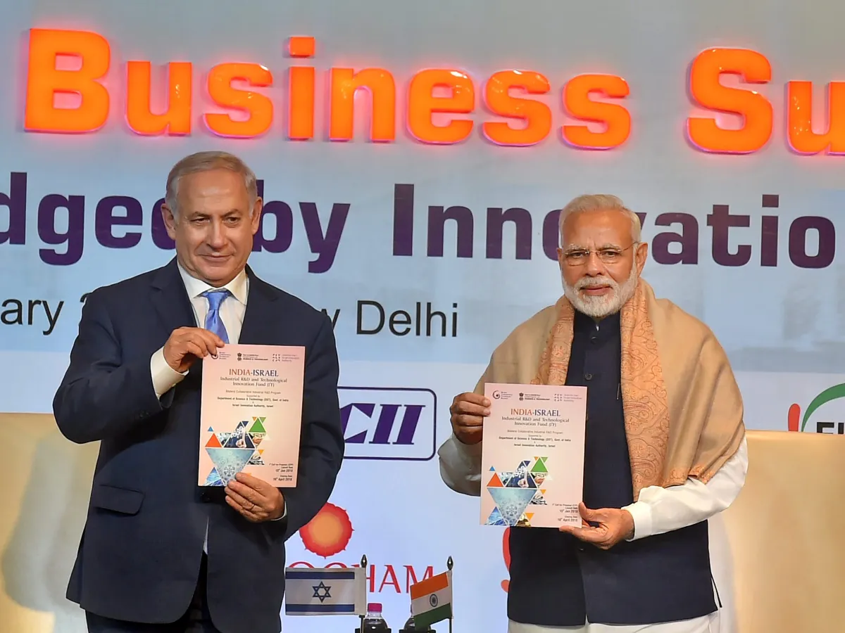 PM Modi With Benjamin Netanyahu- India TV Paisa