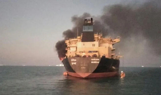 Gujarat-Oil-tanker-catches-fire-at-Kandla-two-crew-members-suffer-burn-injuries- India TV Hindi