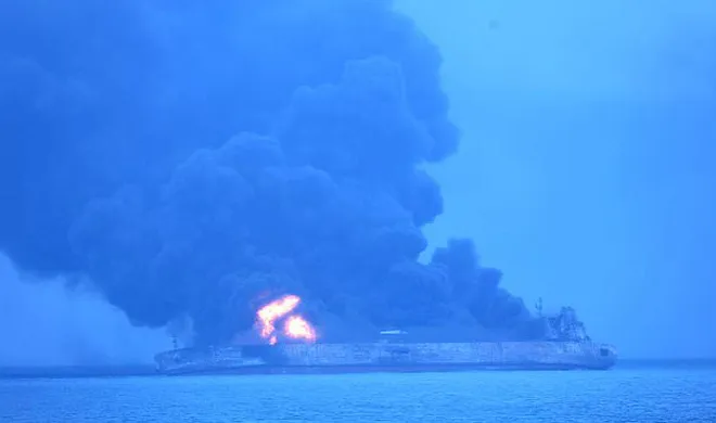 Fire in tanker near China coast no sign of survival of...- India TV Hindi