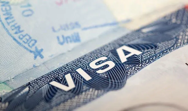 H1B Visas may fall into the expansion of Buy American...- India TV Hindi