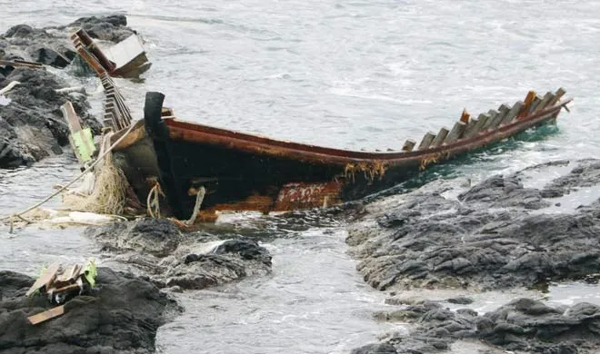 North Korea damaged boat reached Japan 8 bodies recovered- India TV Hindi