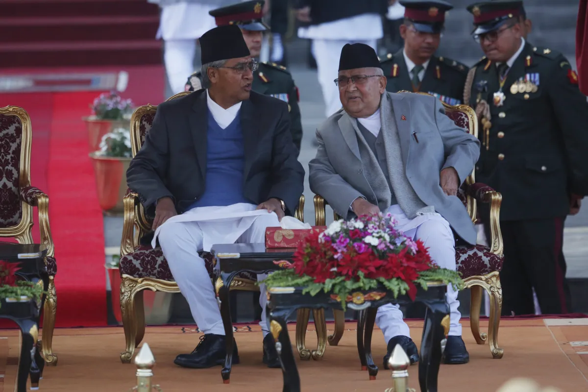 नेपाल के प्रधानमंत्री शेर बहादुर देउबा और पूर्व पीएम केपी शर्मा ओली- India TV Hindi
