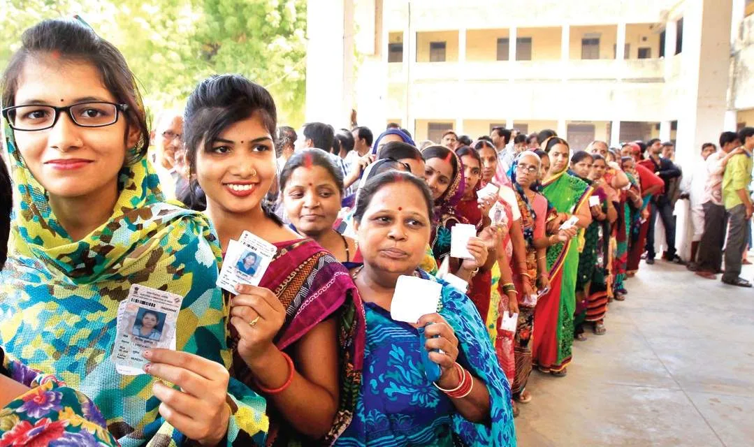 Madhya-Pradesh-Bypolls-Voting-in-Mungaoli-Kolaras-Assembly-begins- India TV Hindi