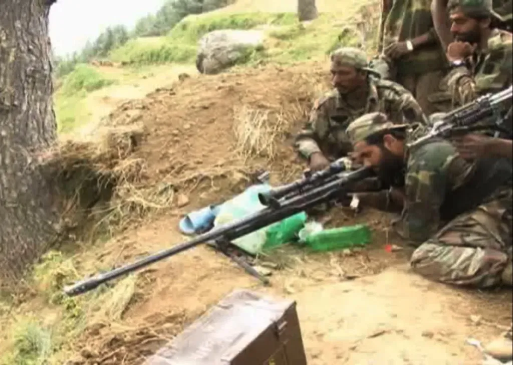 Pakistan-positions-150-snipers-along-LoC-announces-reward-for-killing-Indian-jawans- India TV Hindi