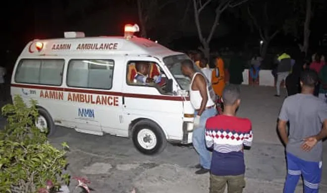 Twin car bombings kill nearly 38 in Somalia's Mogadishu | AP Photo- India TV Hindi