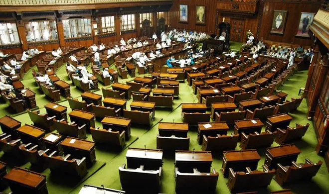 empty seats in assembly- India TV Hindi