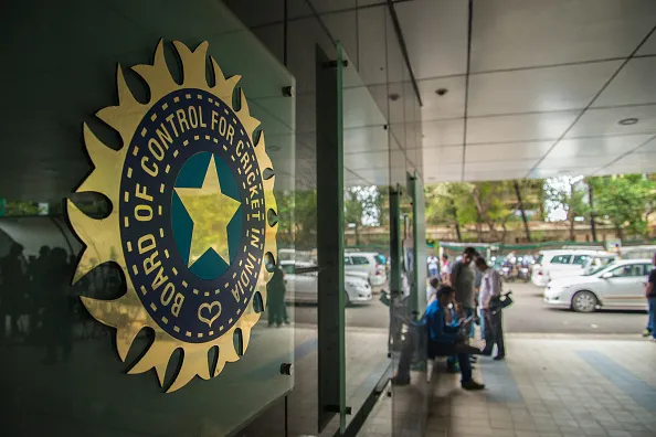 नये बीसीसीआई संविधान के प्रभावी होने पर सीओए ने पुराने संविधान को खत्म करार दिया- India TV Hindi