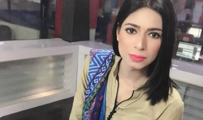 pakistan first ever transgender news anchor- India TV Hindi
