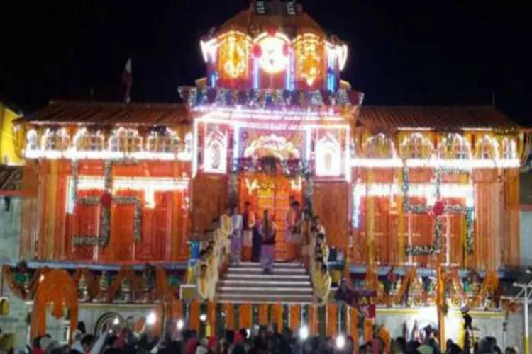 badrinath temple- India TV Hindi