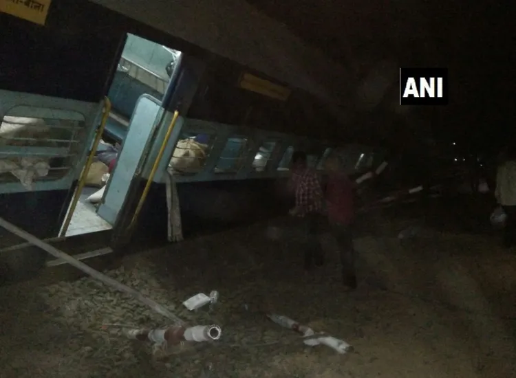 5 coaches of Katni-Chopan passenger train derailed between...- India TV Hindi