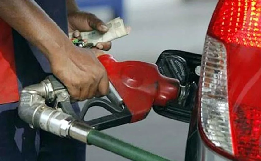 Hope rises for cut in Petrol and Diesel price- India TV Paisa