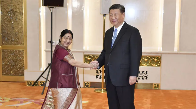 Sushma Swaraj and Xi Jinping | AP Photo- India TV Hindi