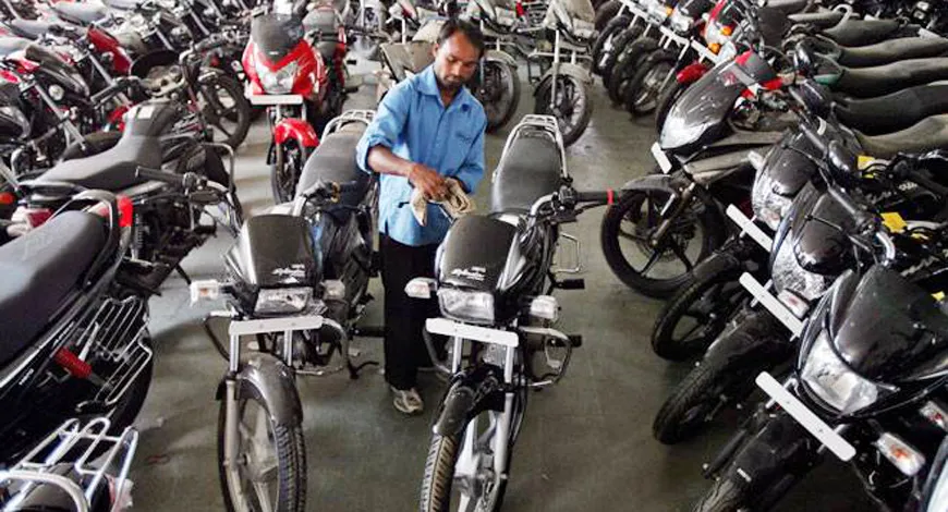 Two-wheeler loans grow 32 per cent in 2017- India TV Paisa