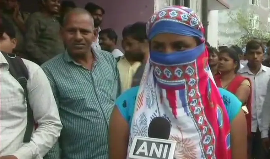 Unnao rape victim's father dies in judicial custody, Yogi remains silent- India TV Hindi